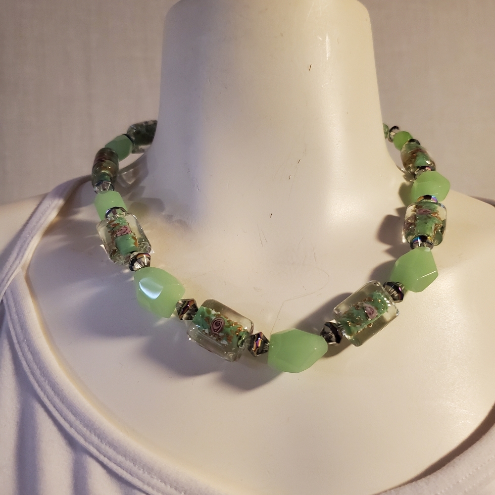 Glass‎ Bead Necklace
